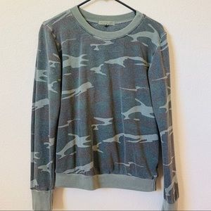 Camo crew neck